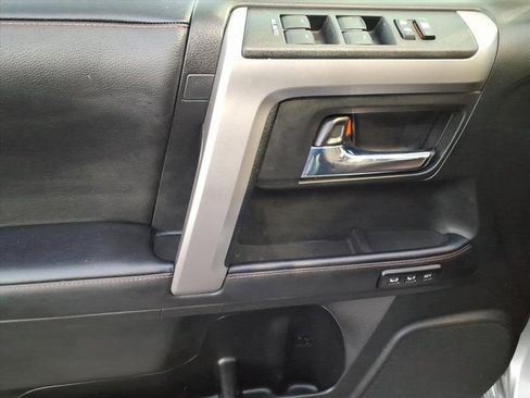 Used 2023 Toyota 4Runner Limited image 17