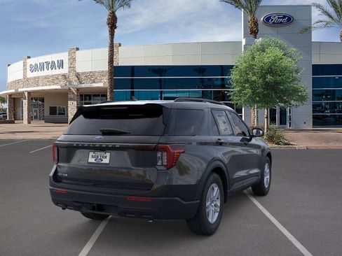 Used 2026 Ford Explorer Active RWD image 8