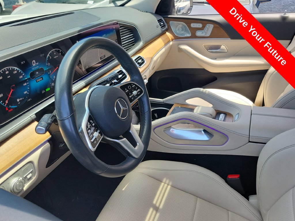 Used 2022 Mercedes-Benz GLS 450 4MATIC image 3