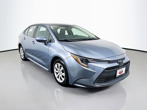 Certified 2024 Toyota Corolla LE image 3