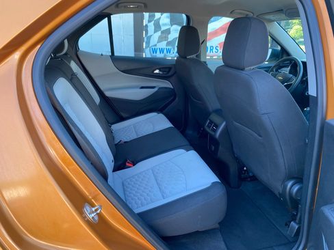 Used 2018 Chevrolet Equinox LS FWD image 11