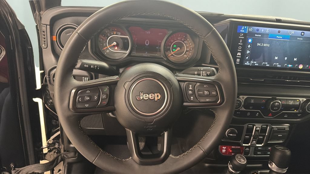 Used 2026 Jeep Gladiator Mojave AWD/4WD image 12