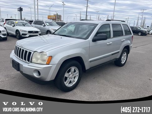 Used 2007 Jeep Grand Cherokee Laredo image 1