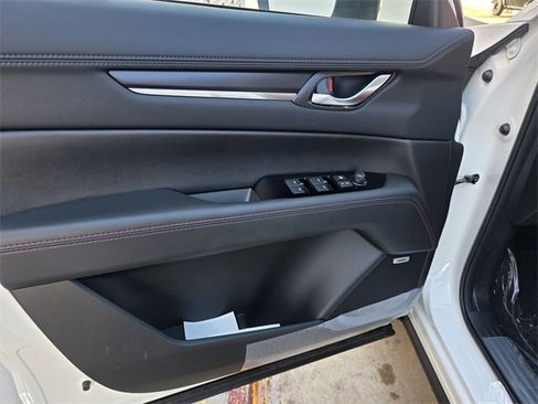 New 2025 MAZDA CX-5 Carbon Edition image 8