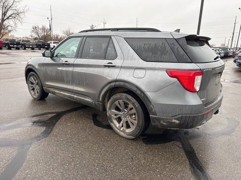 Used 2024 Ford Explorer XLT w/ Equipment Group 202A image 6
