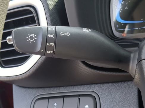 New 2026 Hyundai Venue SE FWD image 27