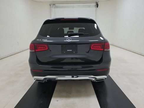 Used 2022 Mercedes-Benz GLC 300 w/ Premium Package Lite image 3