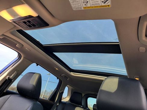 Certified 2023 Nissan Rogue Platinum w/ Platinum Premium Package image 17