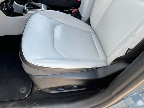 Used 2018 Jeep Renegade Limited AWD/4WD image 14