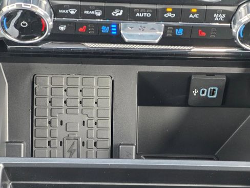 New 2025 Ford F350 Lariat w/ FX4 Off-Road Package image 23