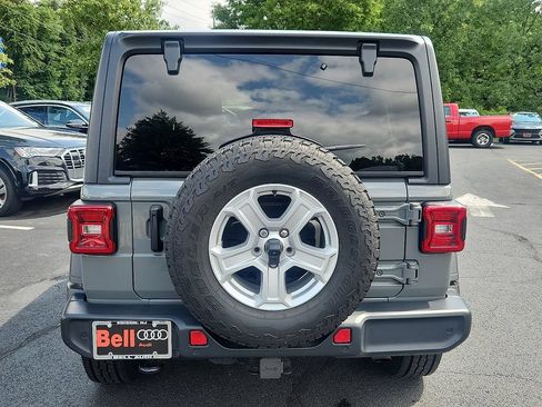 Used 2021 Jeep Wrangler Unlimited Sport AWD/4WD image 11