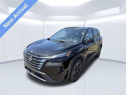 Used 2024 Nissan Rogue SV