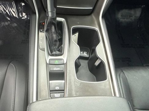 Used 2022 Honda Accord EX-L image 31