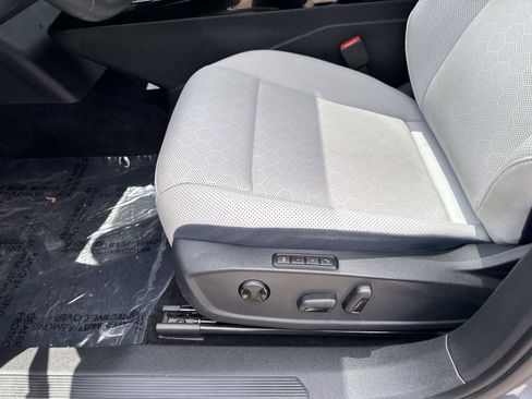 Used 2024 Volkswagen ID.4 Pro S RWD image 15
