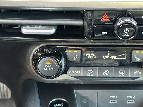 New 2026 Nissan Kicks SV image 18