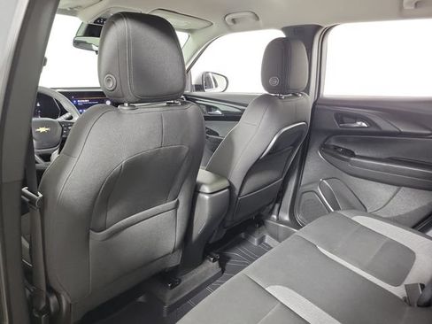 Used 2024 Chevrolet TrailBlazer LT FWD image 11