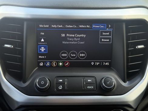 Used 2023 GMC Acadia SLE image 15