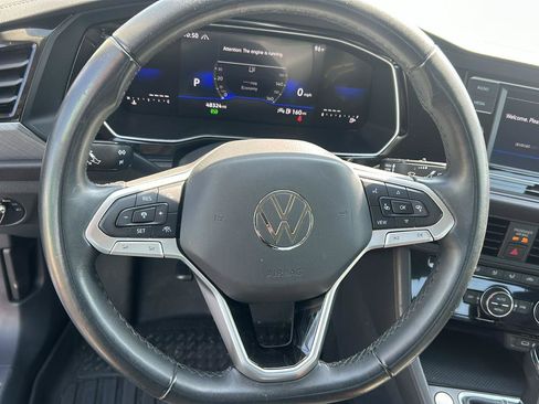 Used 2024 Volkswagen Jetta SE FWD image 15