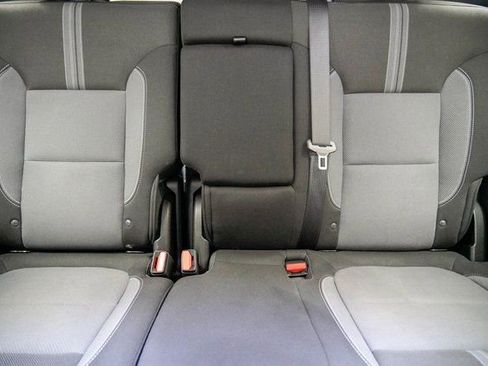 Used 2025 Chevrolet Blazer LT image 24