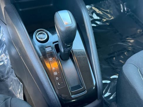 Used 2022 Nissan Kicks S image 28