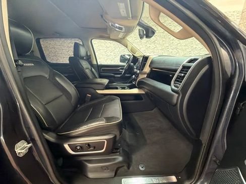 Used 2020 RAM 1500 Laramie AWD/4WD image 11