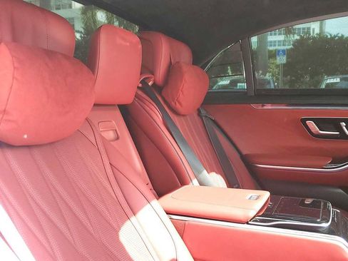 Used 2024 Mercedes-Benz S 63 AMG S image 21