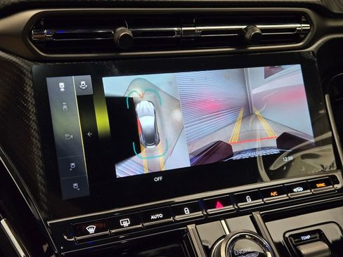 New 2025 Aston Martin V8 Vantage Coupe image 35