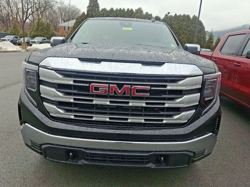 New 2026 GMC Sierra 1500 SLE AWD/4WD image 2