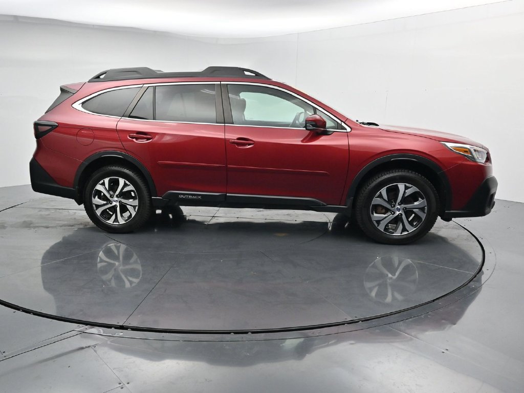 Used 2022 Subaru Outback Limited AWD/4WD image 9