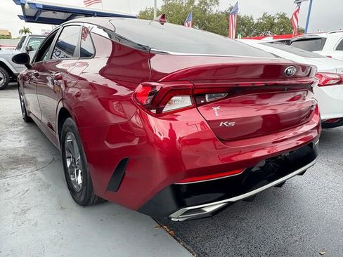 Used 2021 Kia K5 LXS image 9