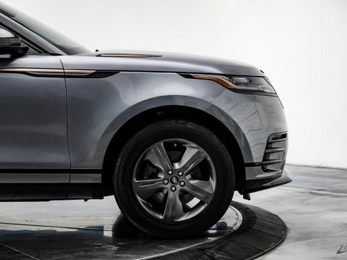 Used 2022 Land Rover Range Rover Velar R-Dynamic S image 18