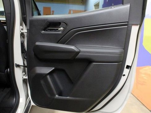 New 2026 GMC Canyon Elevation image 11