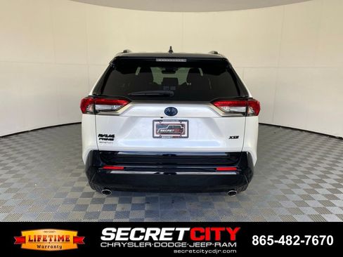 Used 2023 Toyota RAV4 XSE w/ Weather Package AWD/4WD image 6