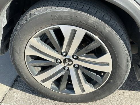 Used 2024 Mitsubishi Outlander Sport SE image 17