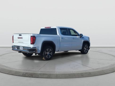 New 2026 GMC Sierra 1500 SLT AWD/4WD image 8