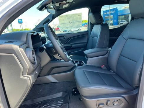 New 2026 Chevrolet Colorado Trail Boss AWD/4WD image 3
