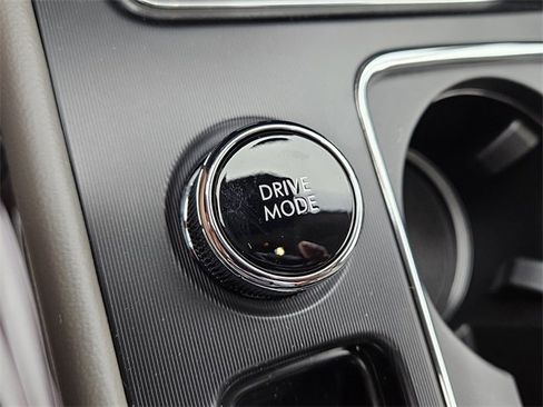 New 2025 Lincoln Corsair FWD w/ Equipment Group 101A image 25