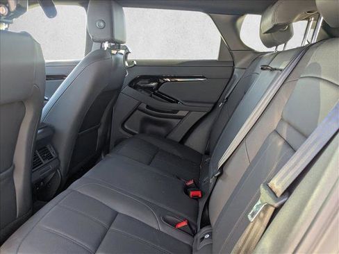 Used 2024 Land Rover Range Rover Evoque Dynamic SE image 16