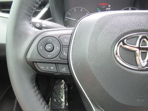 Used 2023 Toyota Corolla SE FWD image 24