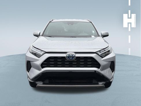 Used 2024 Toyota RAV4 SE AWD/4WD image 2