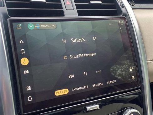 Used 2021 Land Rover Discovery S image 24