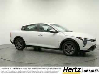 Used 2025 Kia K4 LXS video 1