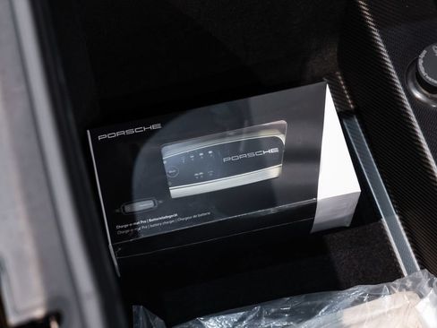 Used 2018 Porsche 911 GT2 RS RWD image 21