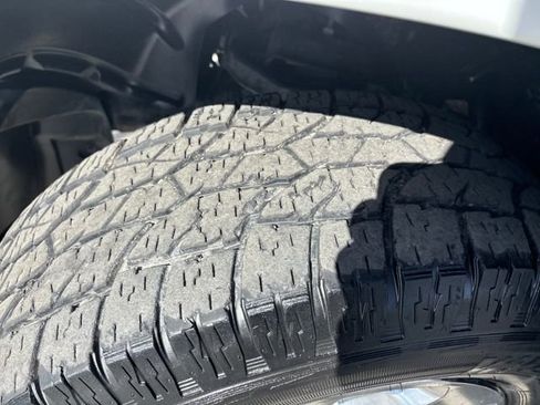 Used 2020 RAM 1500 Laramie image 29