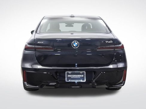 Used 2026 BMW 740i xDrive AWD/4WD image 4