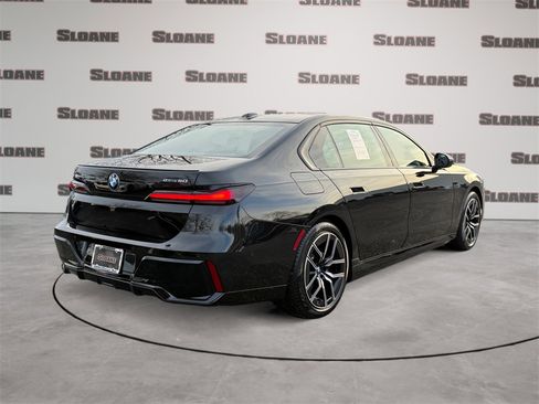 Certified 2025 BMW i7 eDrive50 w/ M Sport Package image 5