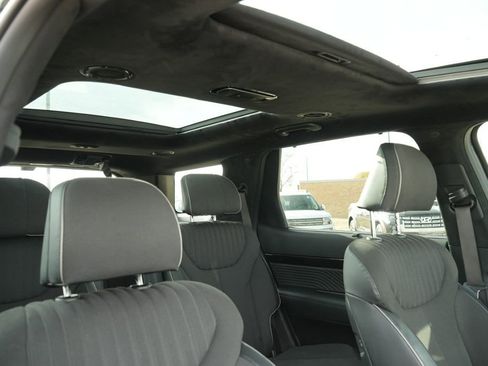 Used 2025 Hyundai Palisade Calligraphy image 16