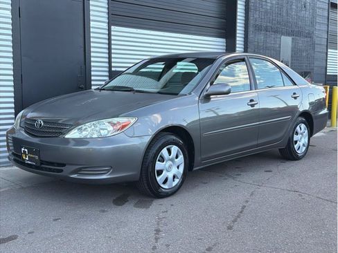 Used 2003 Toyota Camry LE FWD image 5