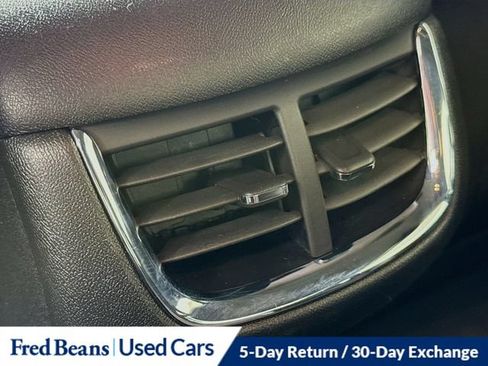 Used 2024 Chevrolet Malibu LT FWD image 32