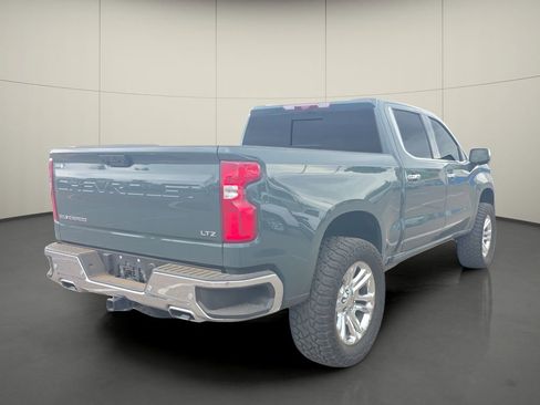 Used 2025 Chevrolet Silverado 1500 LTZ w/ LTZ Premium Package image 8